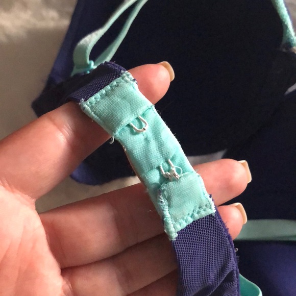 Victoria Secret Bra - Picture 3 of 6